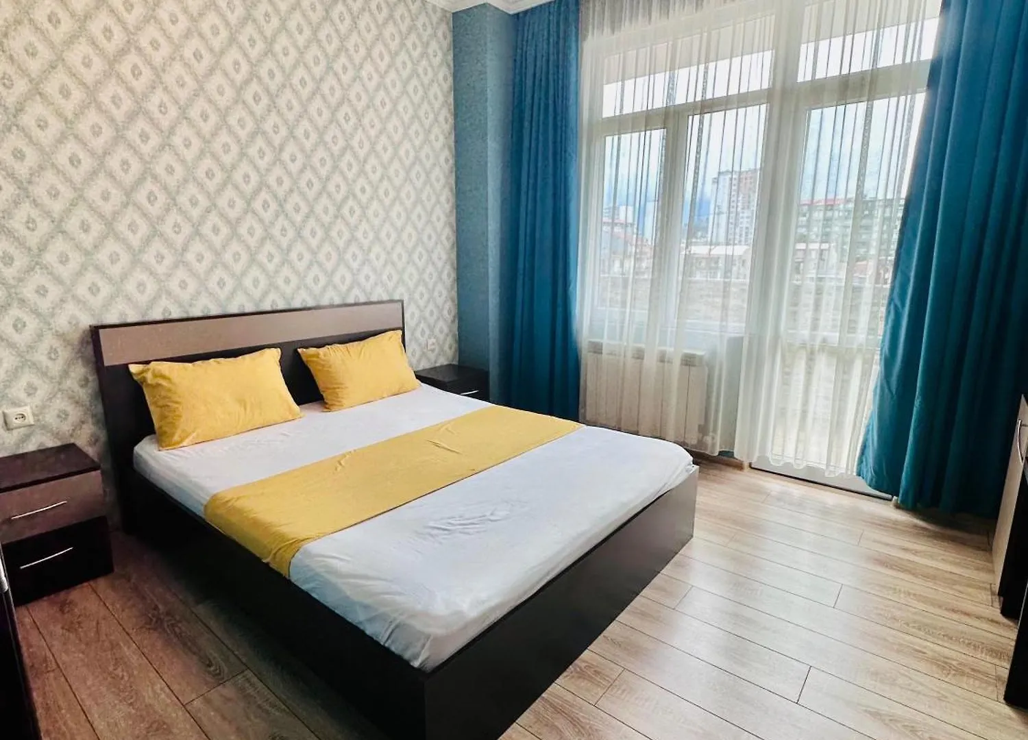 Lina'S Seaside Apartments 바투미 조지아